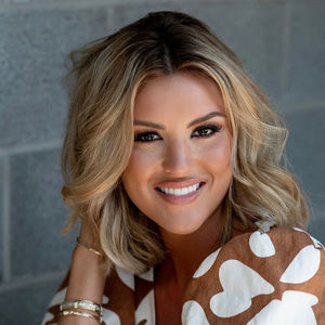 Meet your Posher, Regan